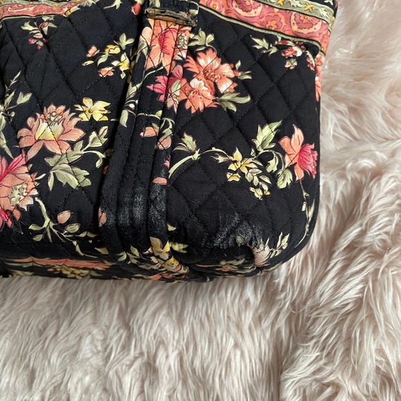 Ok brand floral quilted shoulder bag - Picture 7 of 7